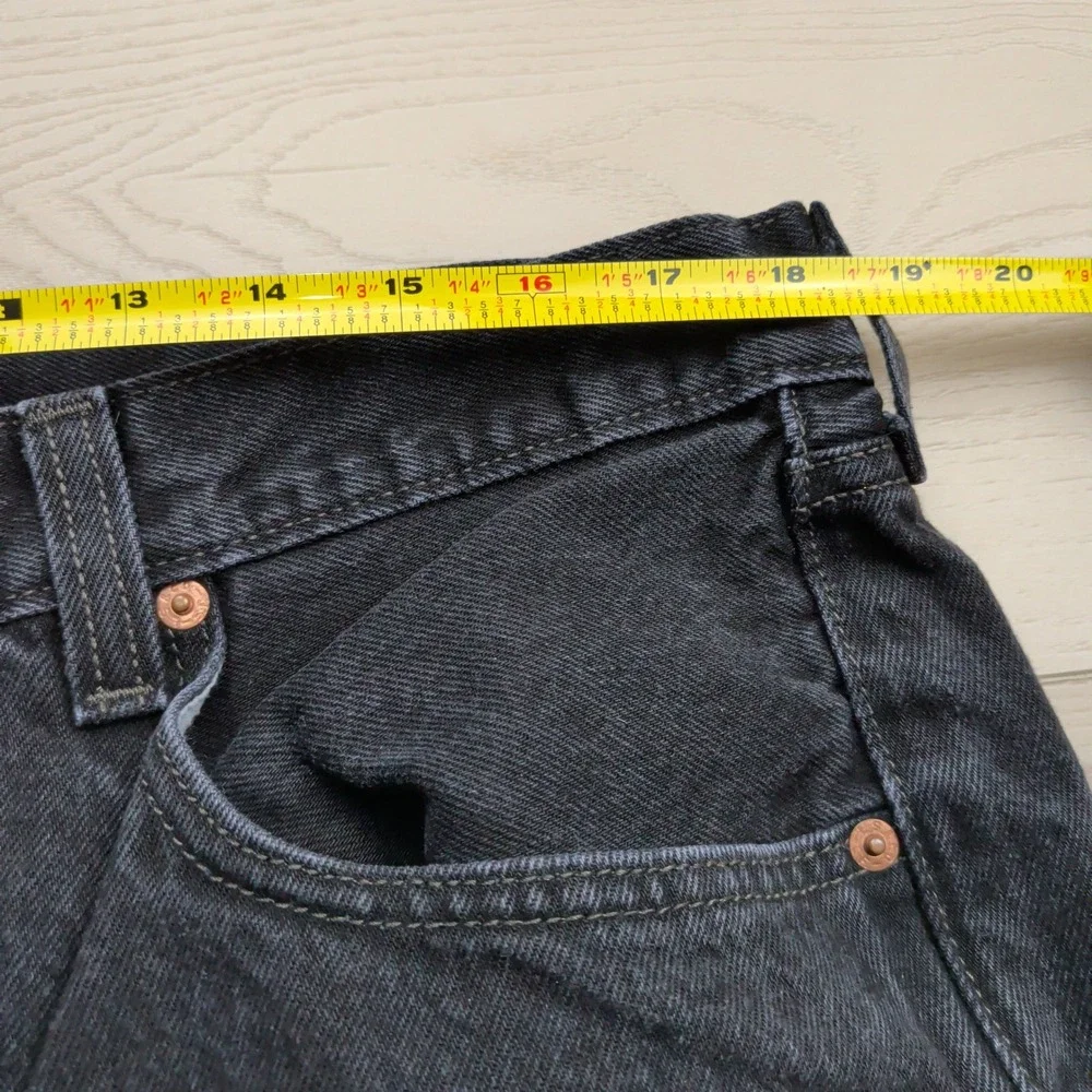 Levis no holes